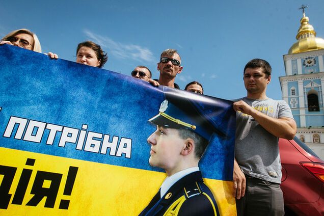 Российские правозащитники официально признали Савченко политзаключенной