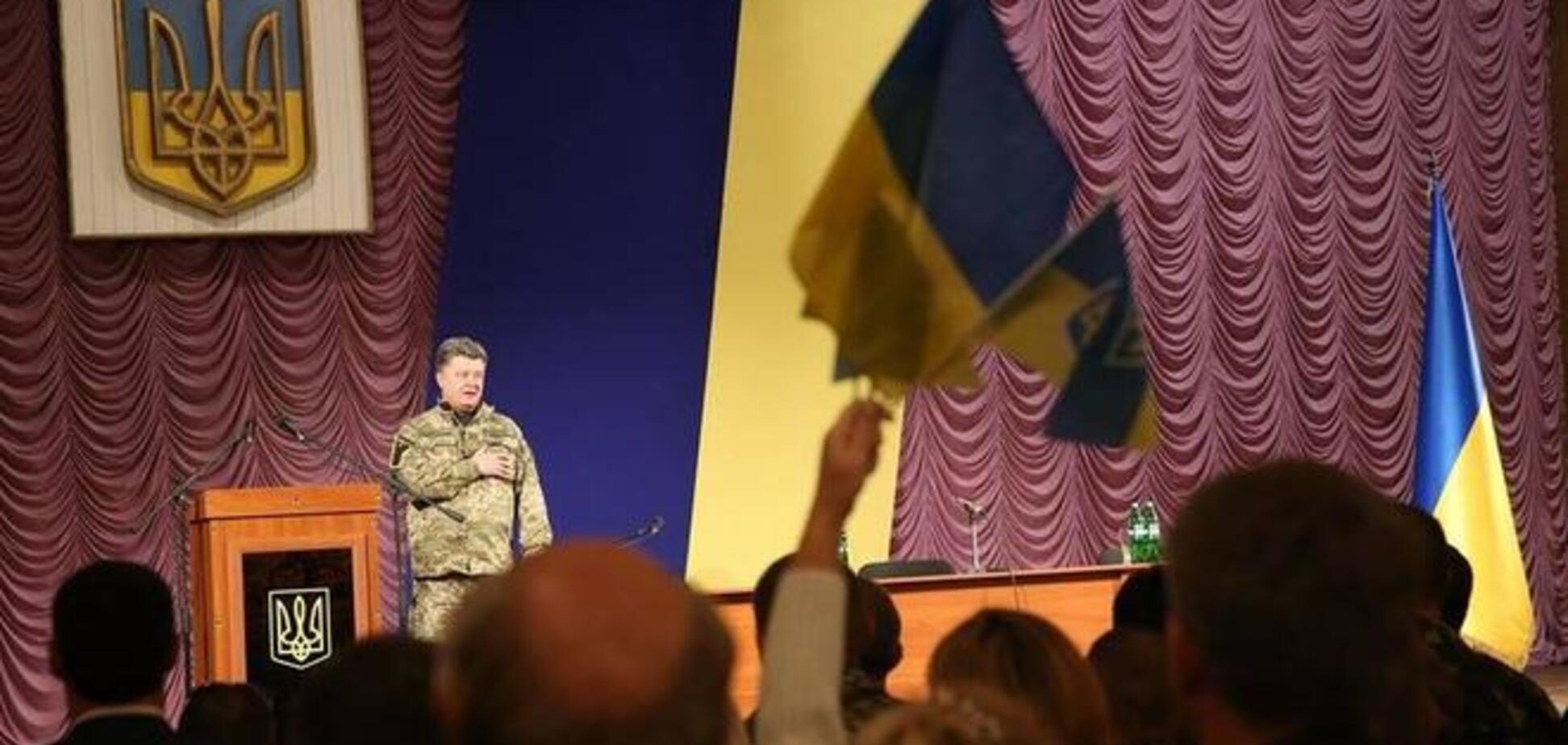 Порошенко инициирует создание военной бригады в Северодонецке