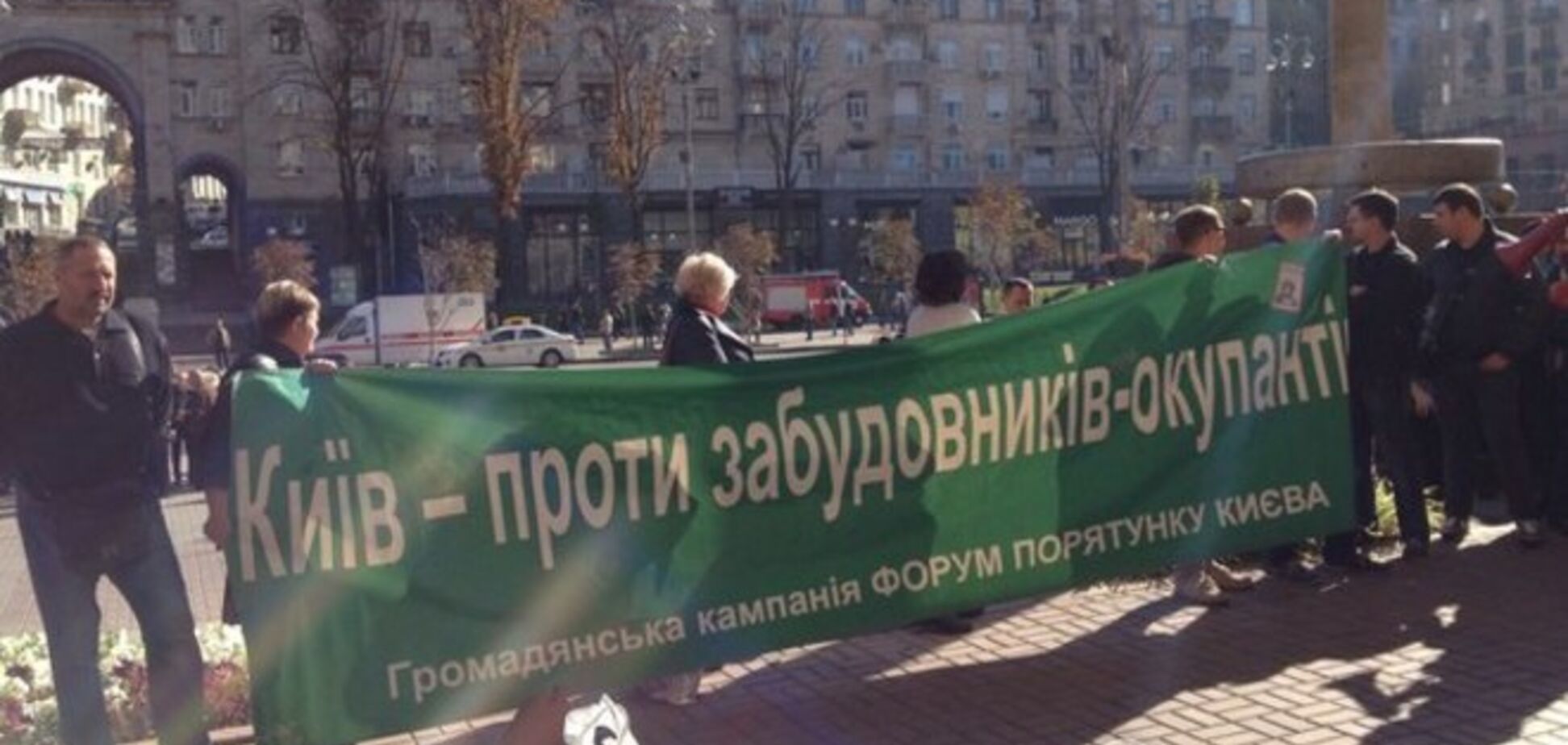 Ринковики під мерією домоглися збереження своїх робочих місць