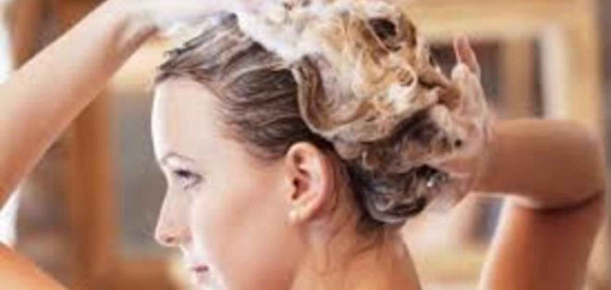 Трихологи рассказали, как правильно мыть голову