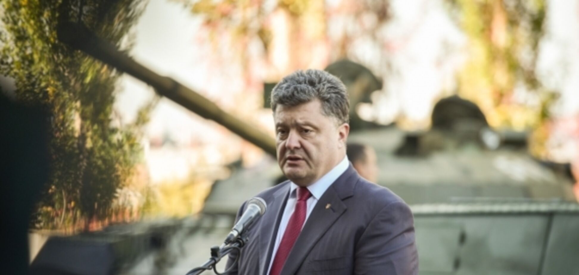Порошенко в Харькове восхитился современным танком 'Оплот' - опубликованы фото