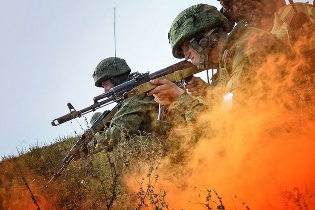 Россия может возобновить присутствие войск на границе с Украиной за несколько часов - эксперт