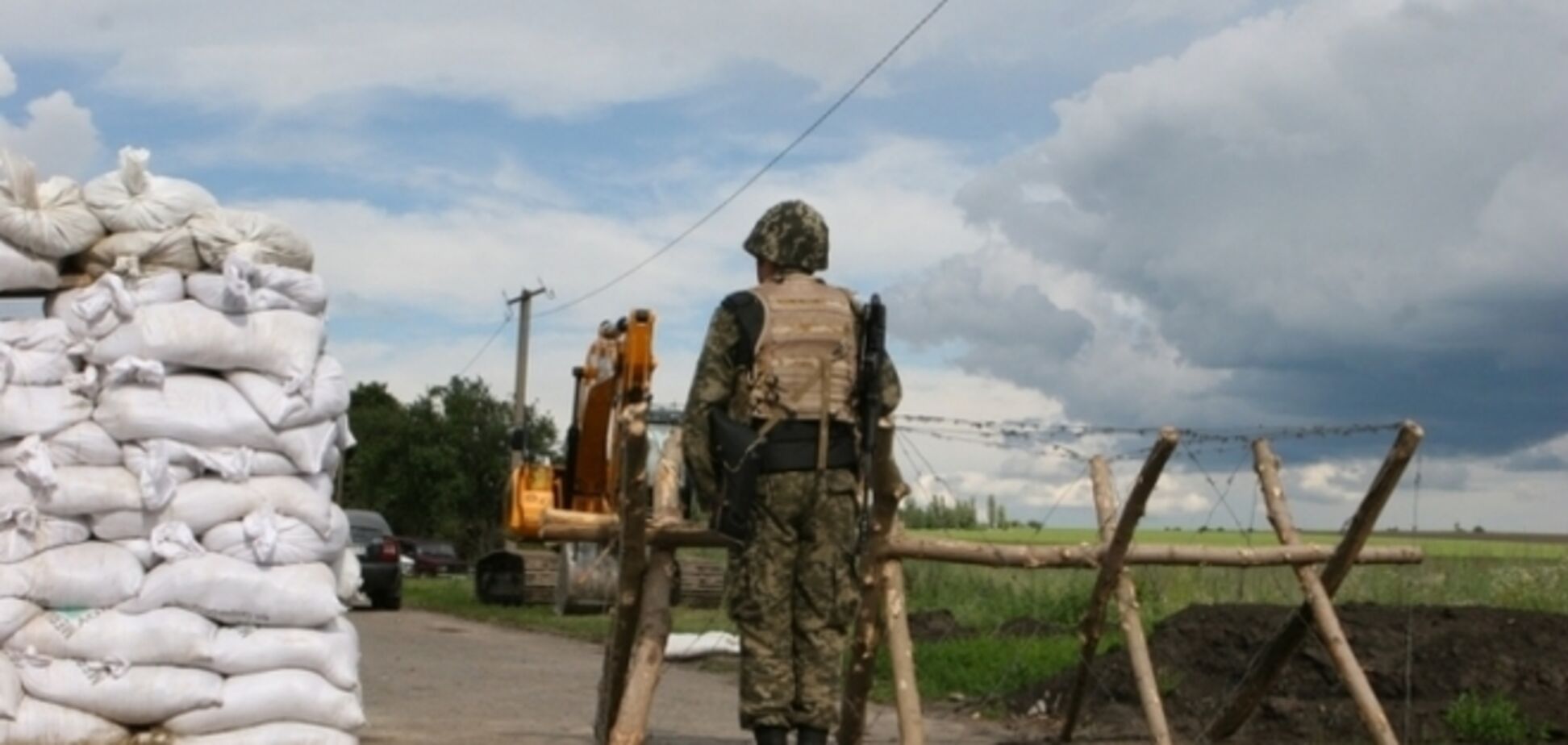 Порошенко распорядился усилить спецподразделениями границу на Харьковщине