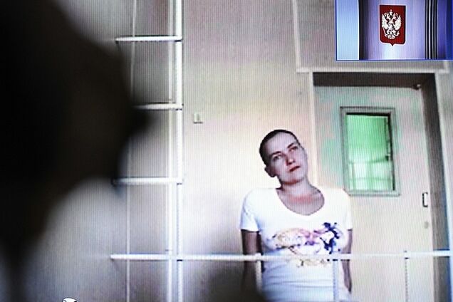 Защита хочет добиться для Савченко статуса узника совести