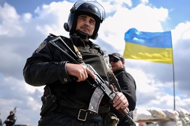 Террористы накрыли 'Градами' блокпосты Нацгвардии на Луганщине