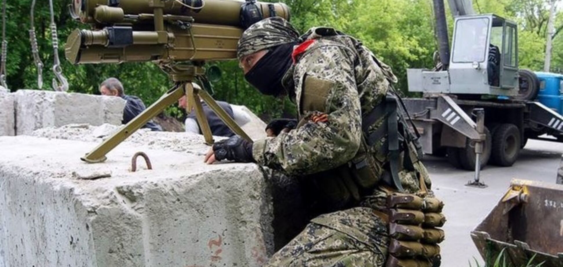 Окупанти на Донбасі застосовують новітню 'магнітно-резонансну' зброю - волонтер