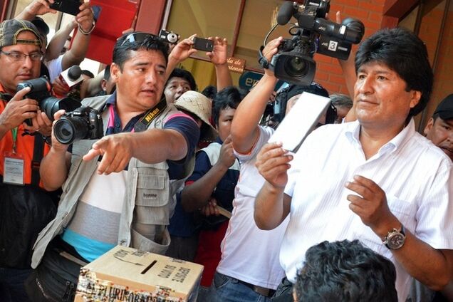 Действующий президент Боливии объявил о своей победе на выборах, не дожидаясь официальных результатов