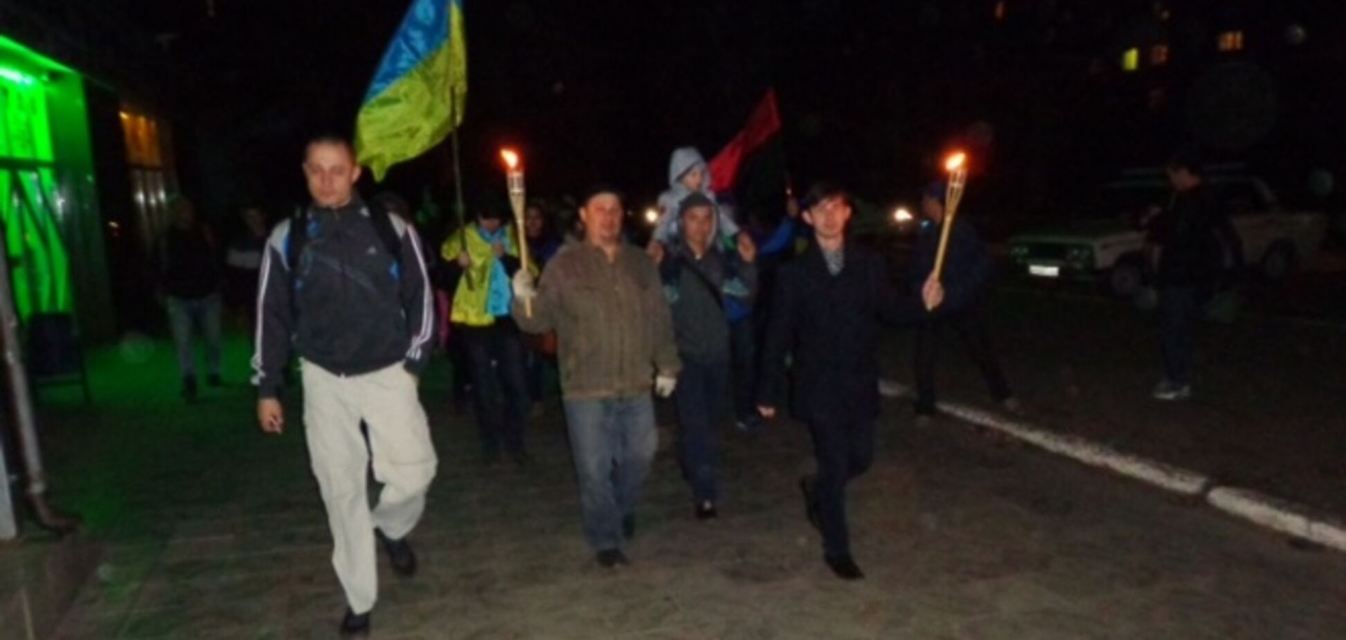 В освобожденных городах Донетчины также прошли 'Марши героев'