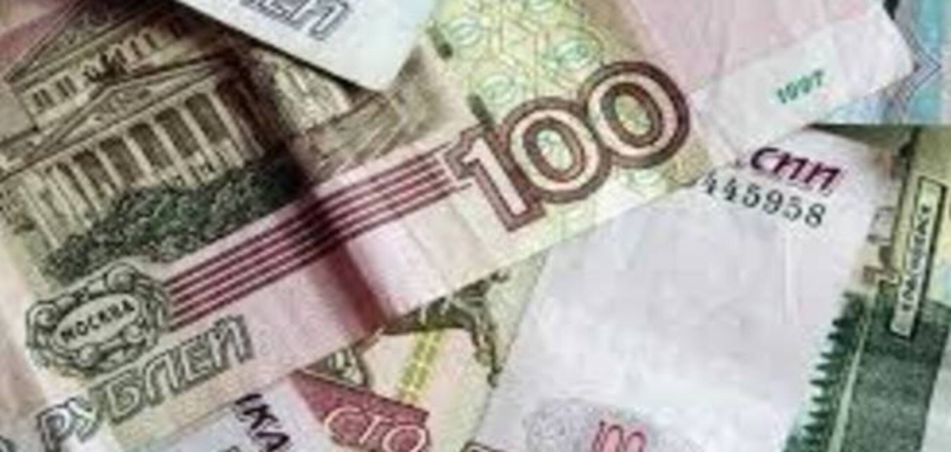 Російський рубль за 2,5 години знову побив усі рекорди падіння