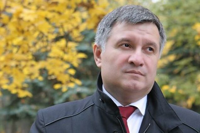 Аваков назвав строковиків, що збунтувалися 'дурашками', пообіцявши їм дембель і ганьбу