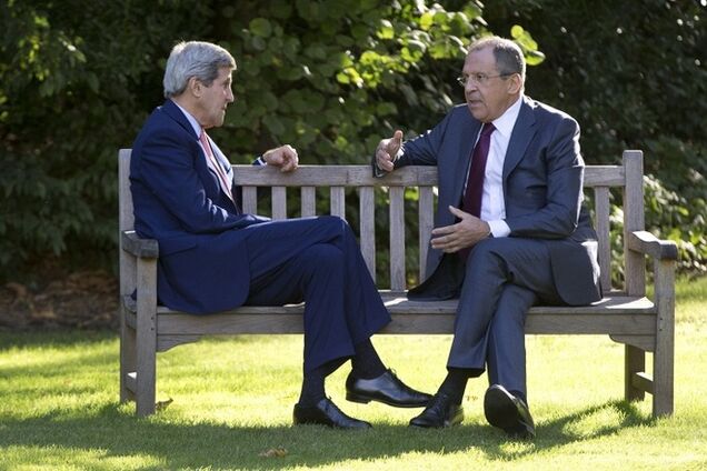 Керри выдвинул Лаврову требования по Украине: нужно прекратить обстрел донецкого аэропорта