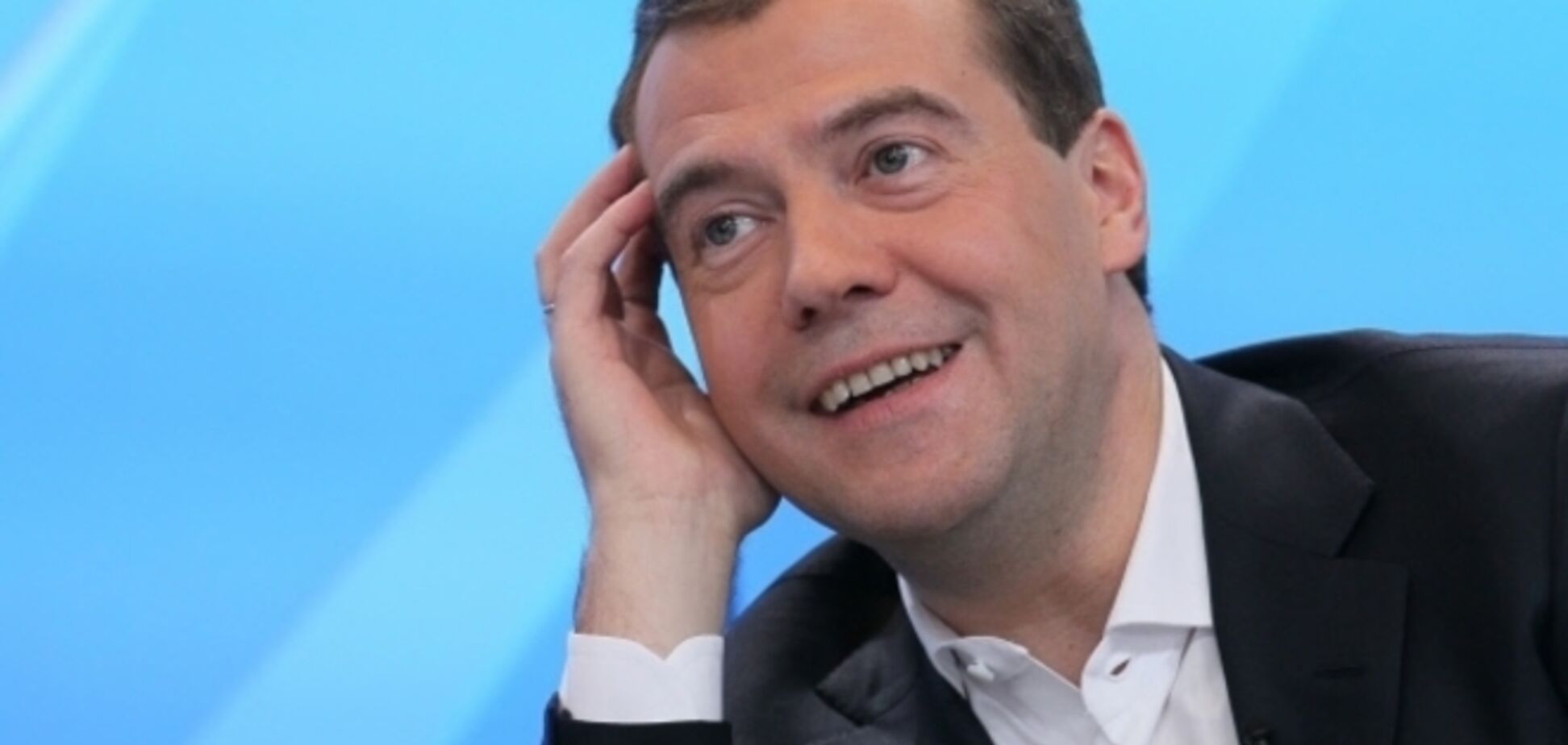 Медведев заговорил о 'банкротстве' Украины и вспомнил, что она – самостоятельна страна