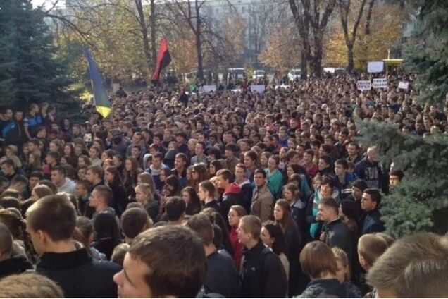 Студенты в Киеве пикетировали Минобразования
