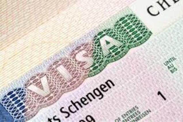 Названы причины, по которым Польша увеличила количество документов для получения шенгенской визы
