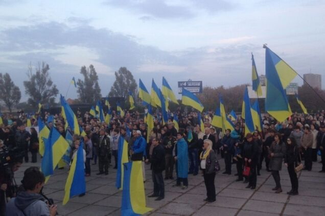 Митинг-реквием по погибшим в Сартане состоялся в Мариуполе