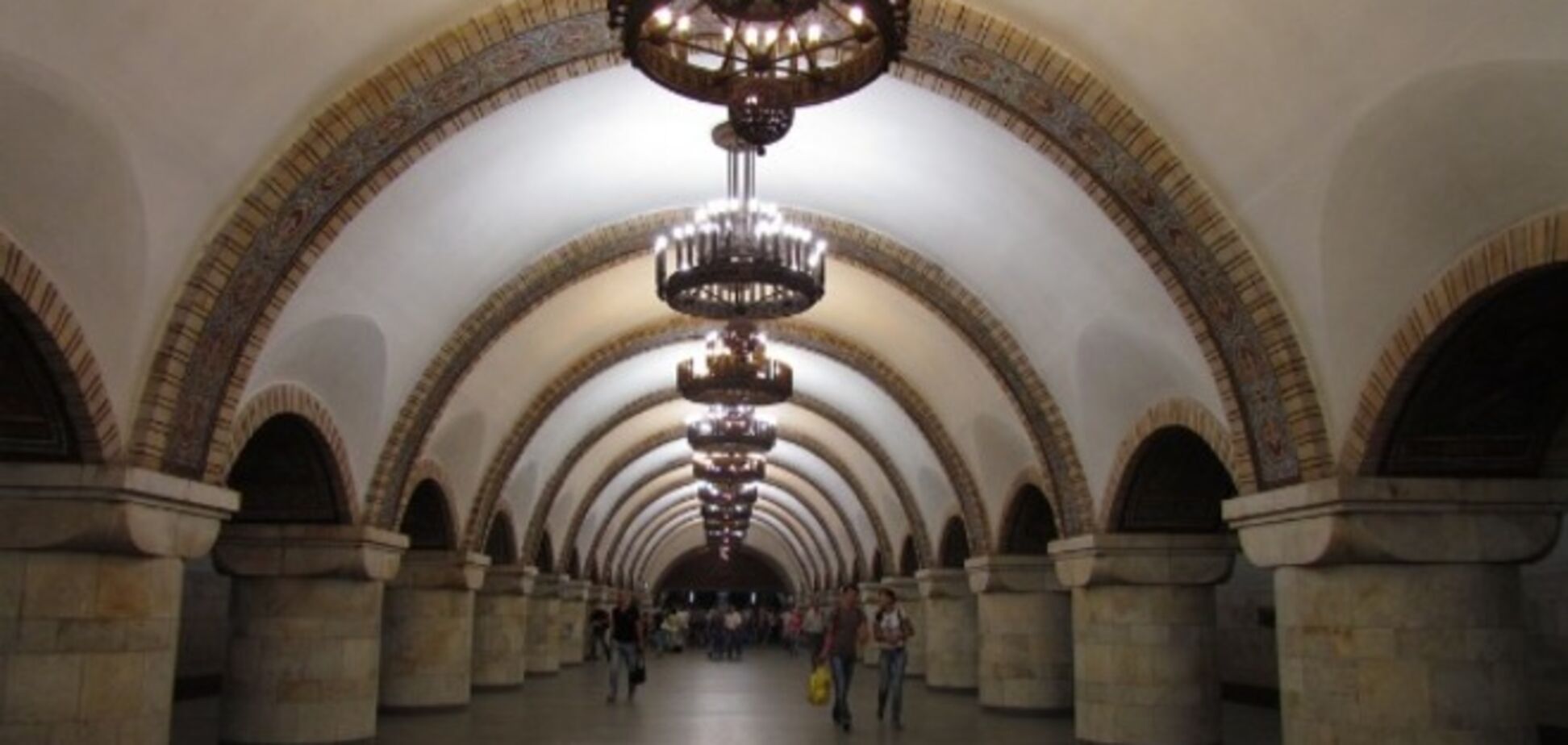 В центре Киева 'минировали' станцию метро