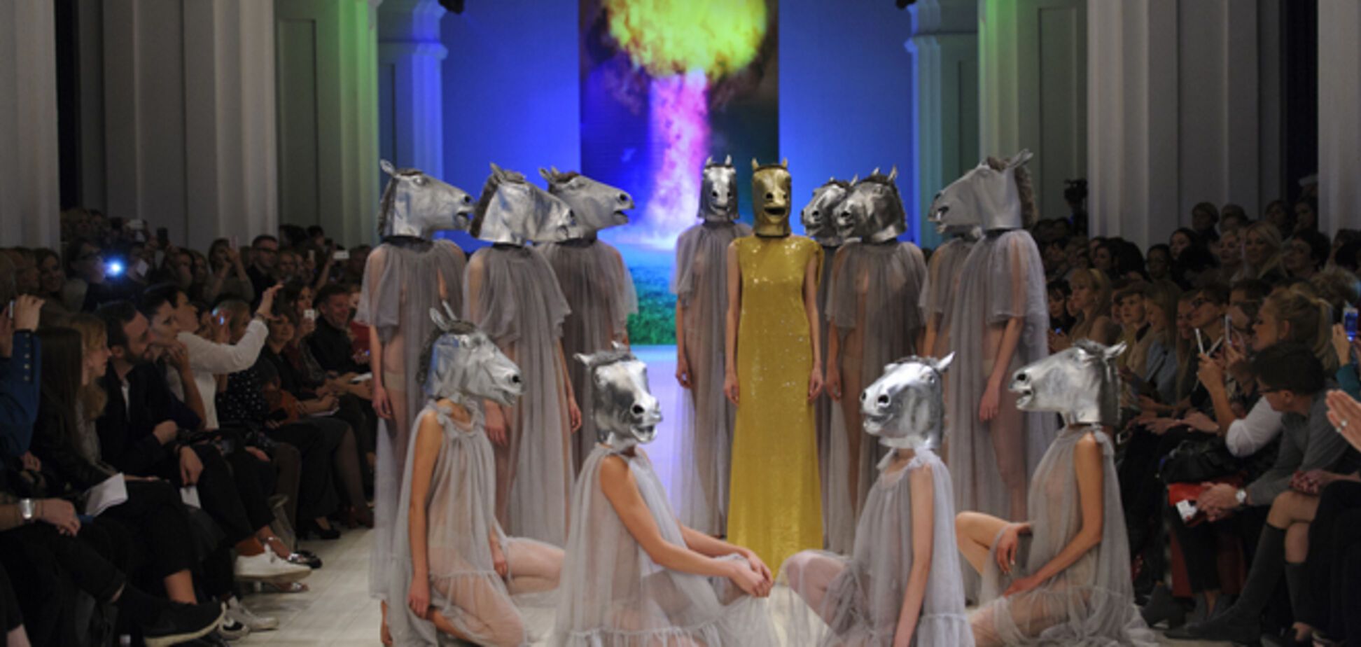 Ukrainian Fashion Week: Victoria Gres устроила показ-протест против войны