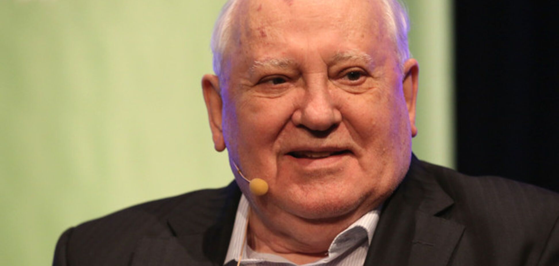 Горбачев призвал Украину не строить стену между 'близкими во всех отношениях' народами