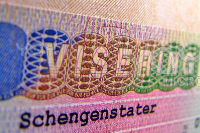 Новый закон о персональных данных может оставить россиян без 'шенгена'