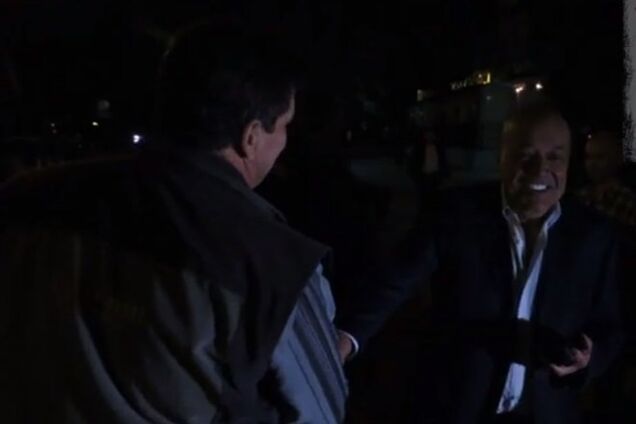 Опубликовано видео, как Москаль рассказывает луганчанам анекдоты по ночам