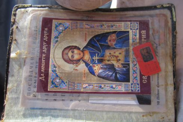 Появились душераздирающие фото из-под Иловайска, где нашли 150 неопознанных тел