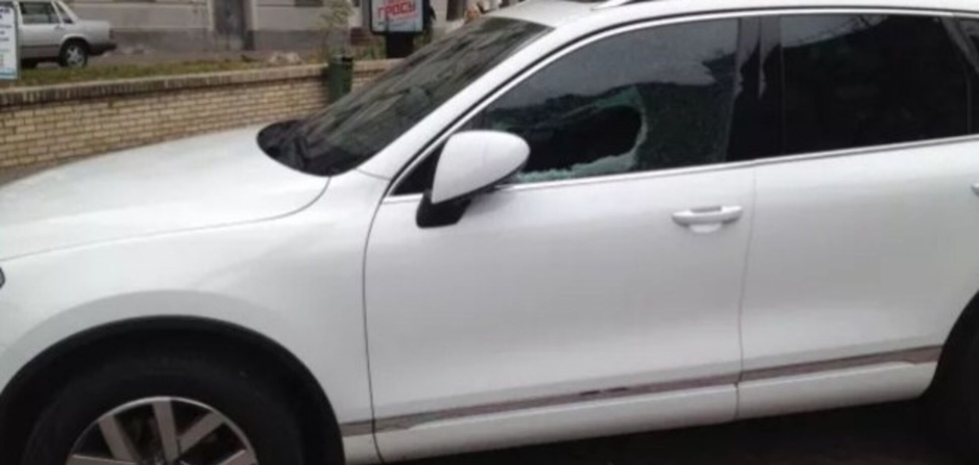 В Киеве в автомобиле нашли боевую гранату: опубликованы фото