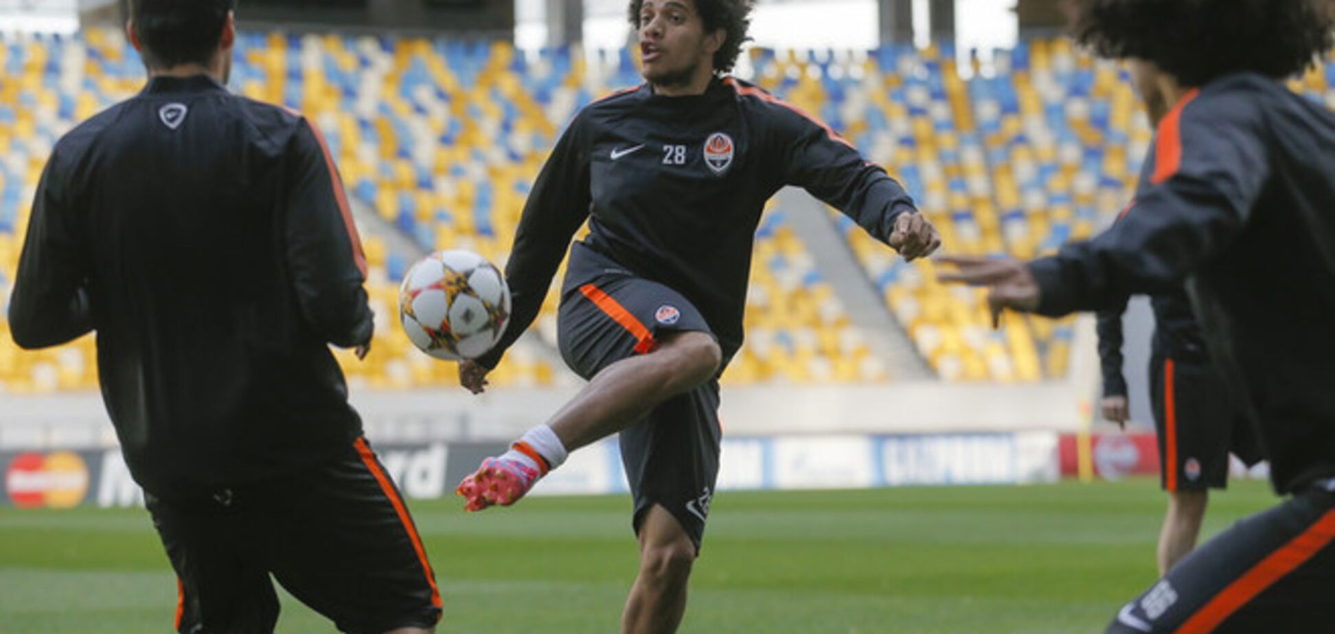 Где сегодня смотреть матч Лиги чемпионов БАТЭ – 'Шахтер'