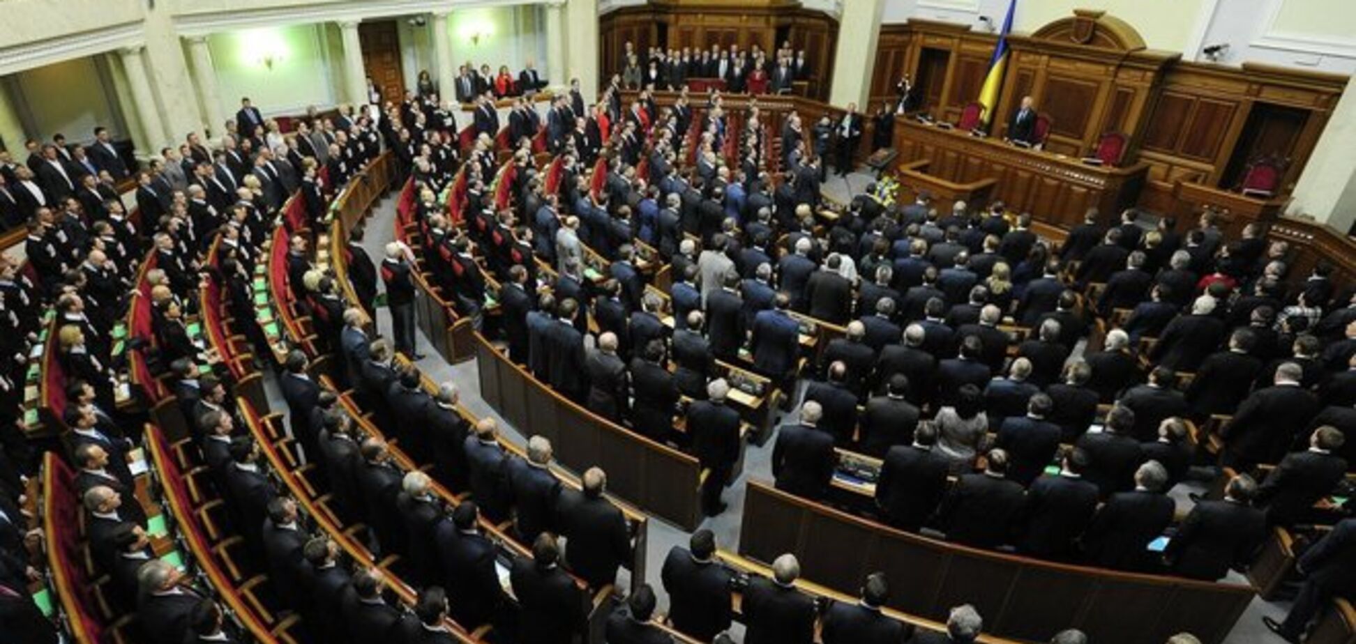 127 голосовавших за диктаторские законы 16 января депутатов снова идут в Раду