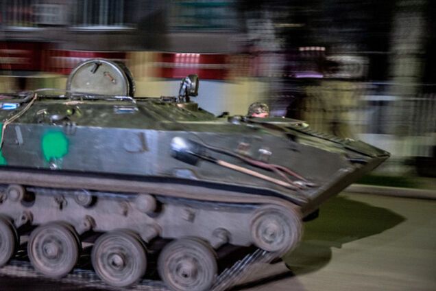 Окупанти з РФ на 38 одиницях бронетехніки і з РСЗВ увійшли в Донецьку область