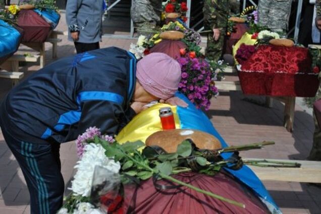 Обнародовано число погибших, пропавших без вести, раненых и пленных милиционеров и бойцов Нацгвардии