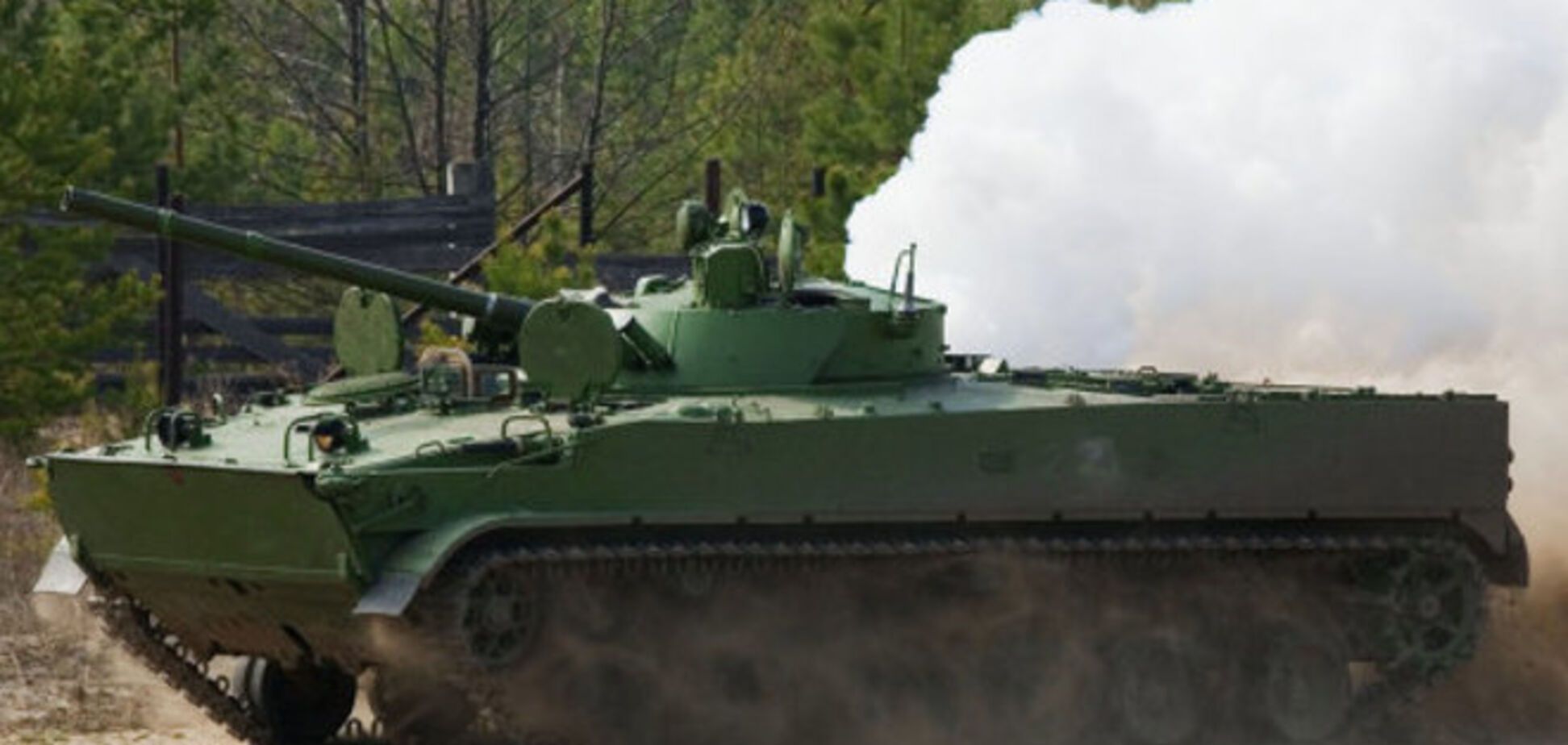Россия перебросила на Донбасс танк, 18 БМП и 20 грузовиков