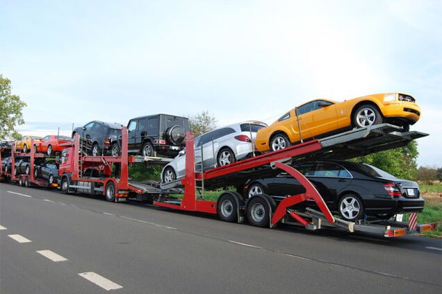 Российские госкомпании останутся без иномарок