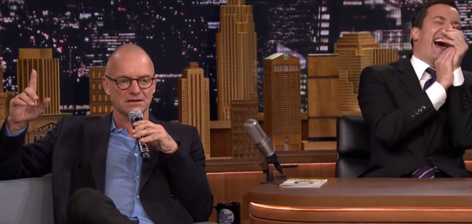 Стинг напел рингтон iPhone на телевизионном шоу