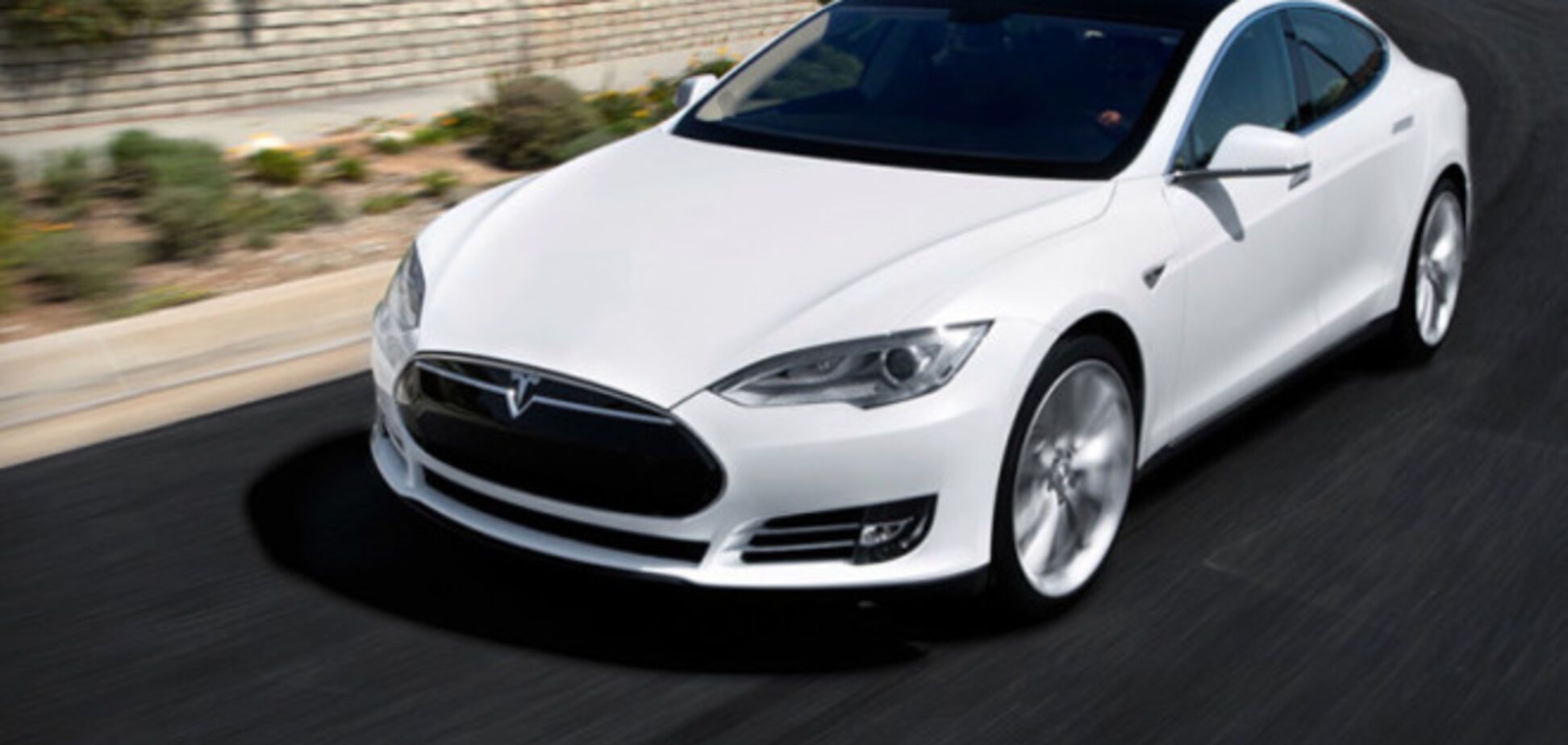 Tesla Motors построит в Украине АЗС для электрокаров