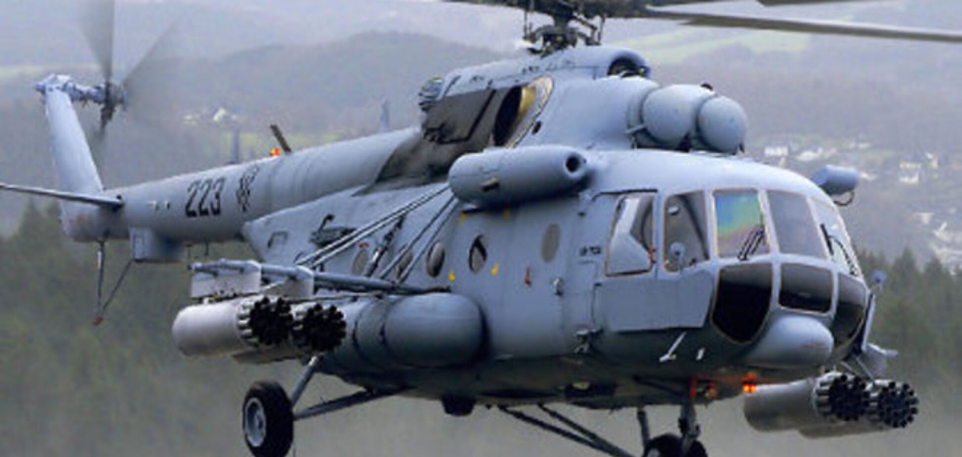 Росія біля кордону з Україною влаштувала масштабні військові навчання транспортно-штурмових гелікоптерів
