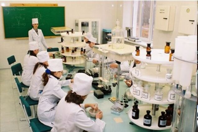 Аграрный и медицинский университеты переведены из оккупированного Луганска