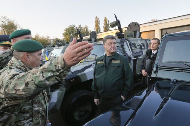 Порошенко рассказал о режиме тишины на Донбассе, а в АП против 'всенародной войны'