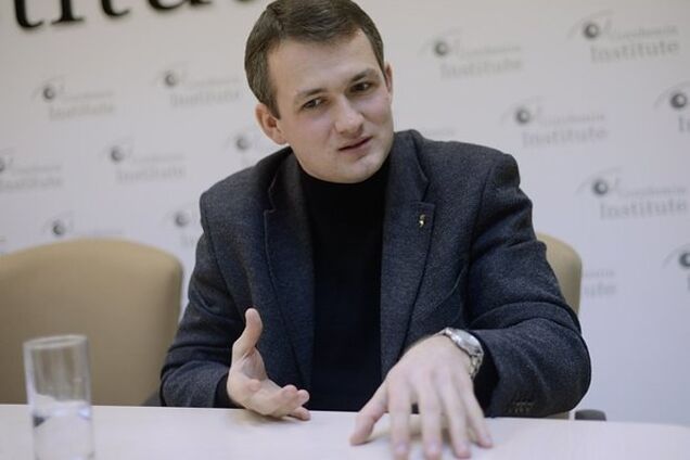 Киевские педагоги требуют извинений от кандидата в депутаты от 'Свободы'