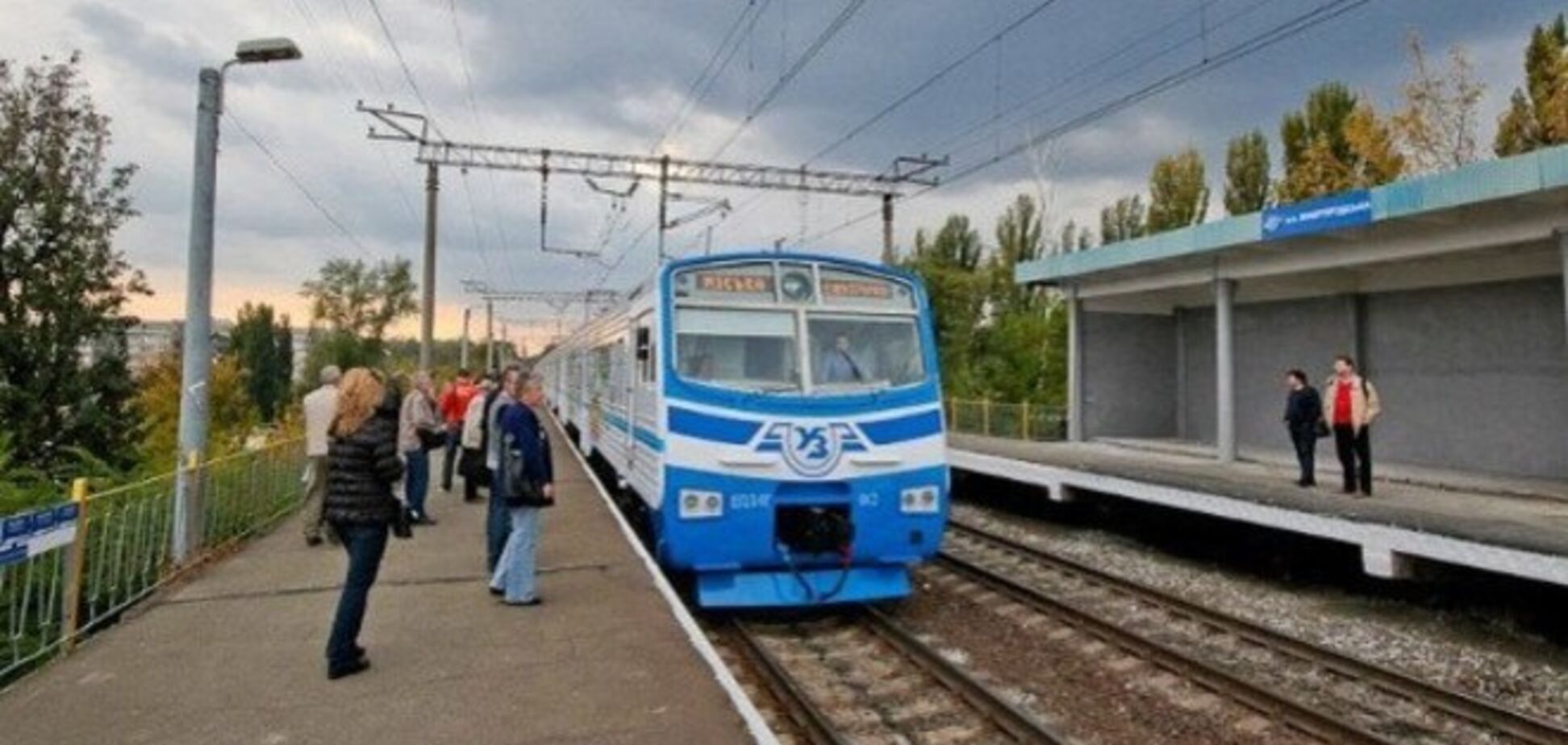 В Киеве пригородные поезда подстроились под график городской электрички