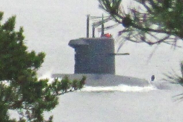 У мережі опублікували нові фото субмарини-шпигуна біля берегів Швеції