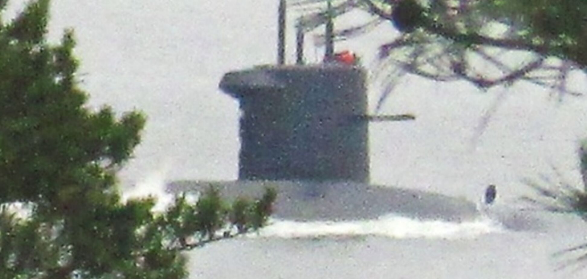 У мережі опублікували нові фото субмарини-шпигуна біля берегів Швеції