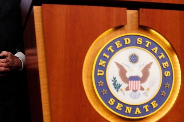 Американские сенаторы снова призвали Белый дом дать Украине летальное оружие