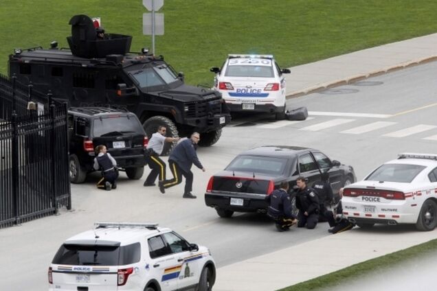 Стрельба в парламенте Канады: злоумышленник убит, пострадавший скончался