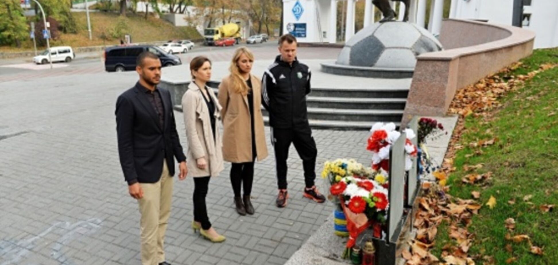 Польский соперник 'Металлиста' почтил в Киеве память жертв Майдана