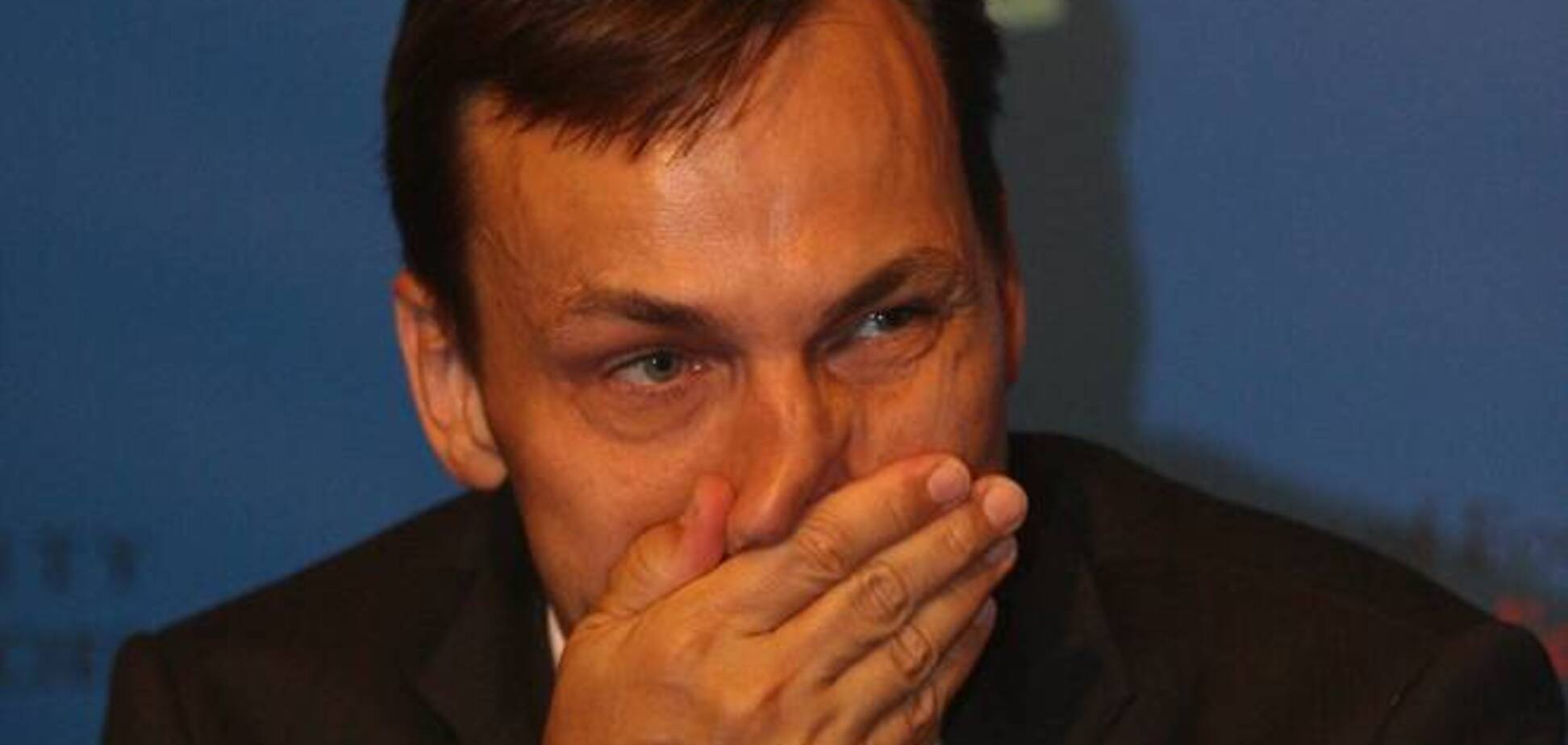 Сикорский заявил, что встречи Туска с Путиным не было: меня подвела память