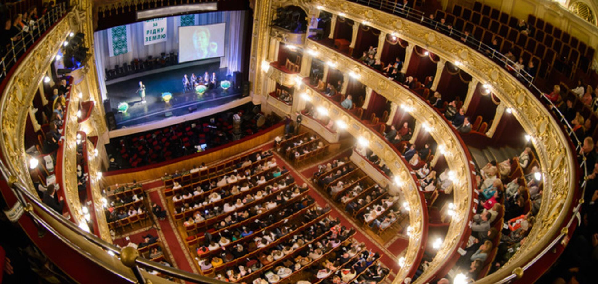 'Заступ' предложил 'Меморандум честности' для политиков