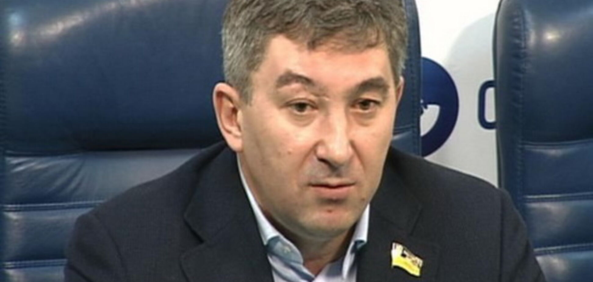 Кандидат в нардепы пожаловался Порошенко на избиение помощницы людьми Поплавского