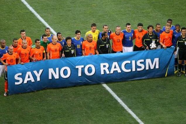 ФІФА закликала Путіна особисто боротися з расизмом