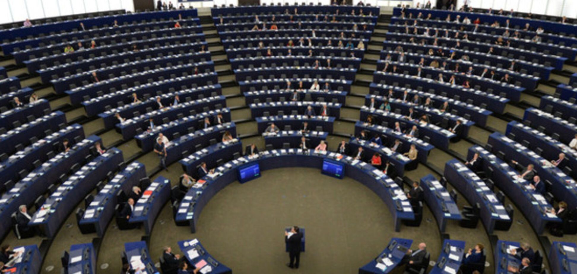 Европарламент продлил режим льготной торговли для Украины на 2015 год