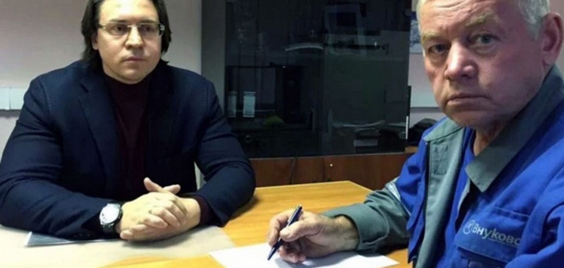 Водитель снегоуборочной машины, столкнувшейся с самолетом во Внуково, был пьян - суд